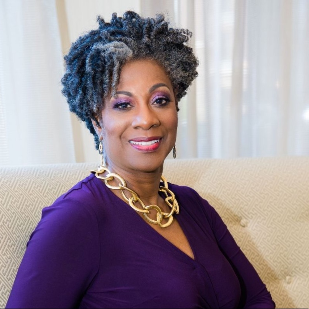 Meet your Posher, Cynthia